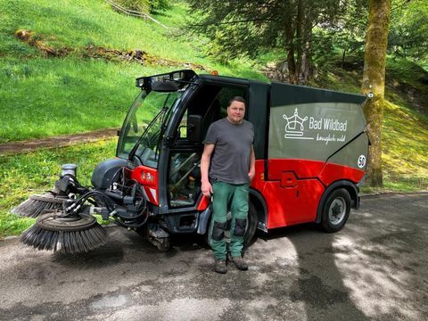 Neue Kehrmaschine der Kurgärtnerei Bad Wildbad
